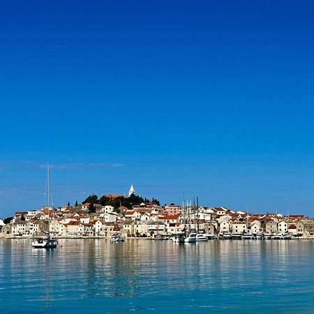 Harizma Apartman Primošten Kültér fotó