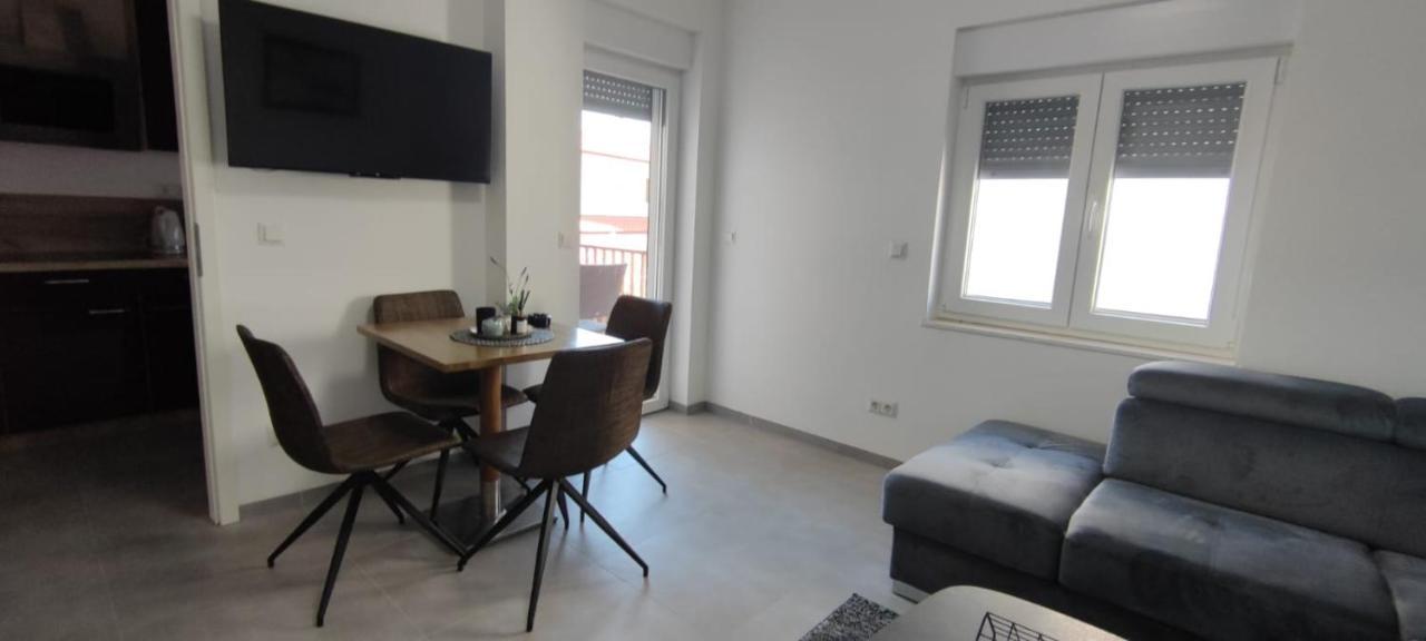 Harizma Apartman Primošten Kültér fotó