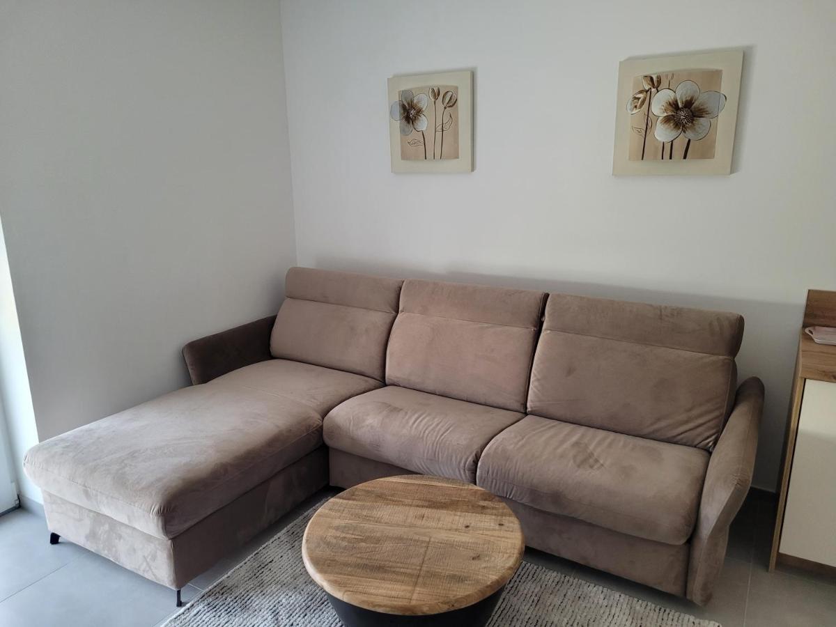 Harizma Apartman Primošten Kültér fotó