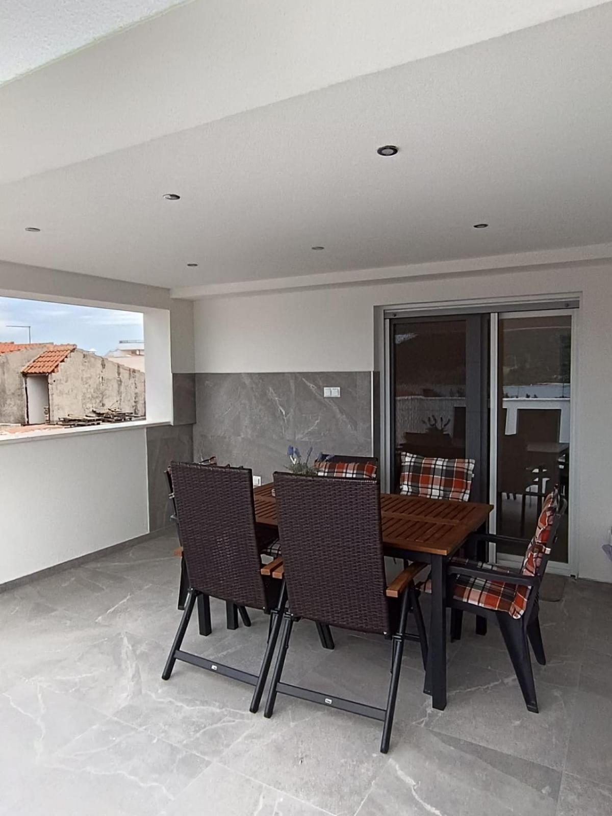 Harizma Apartman Primošten Kültér fotó