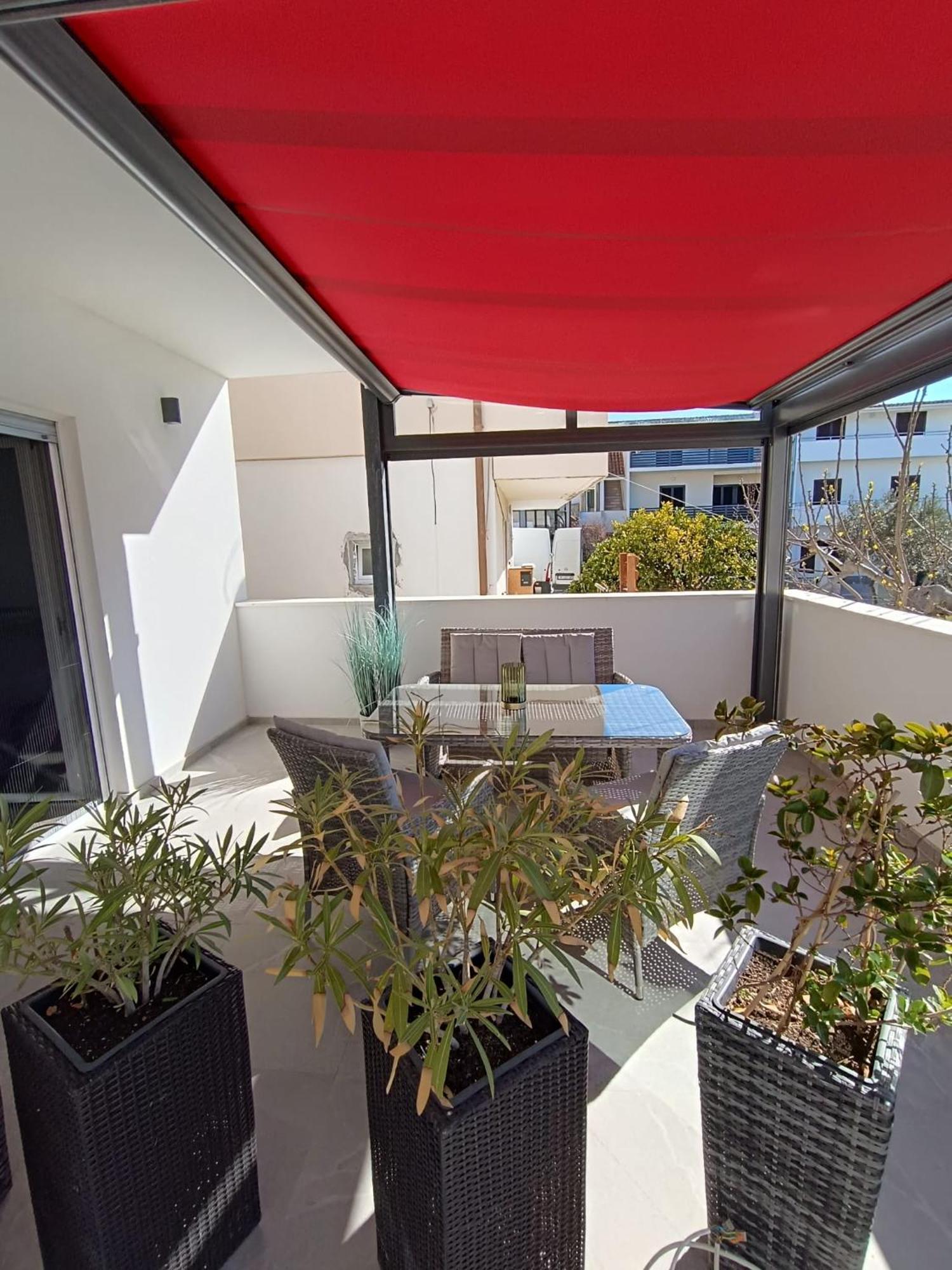 Harizma Apartman Primošten Kültér fotó