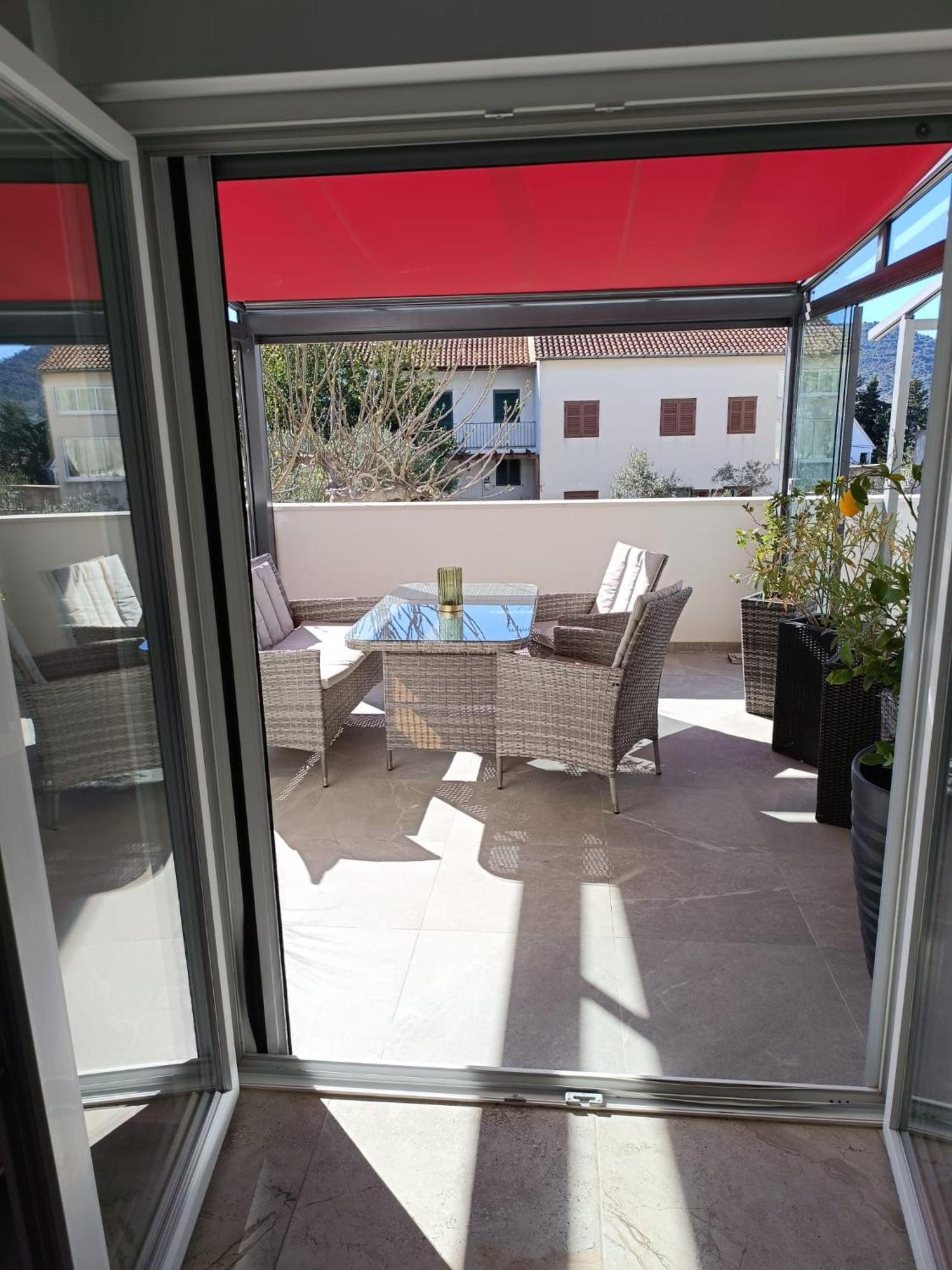 Harizma Apartman Primošten Kültér fotó